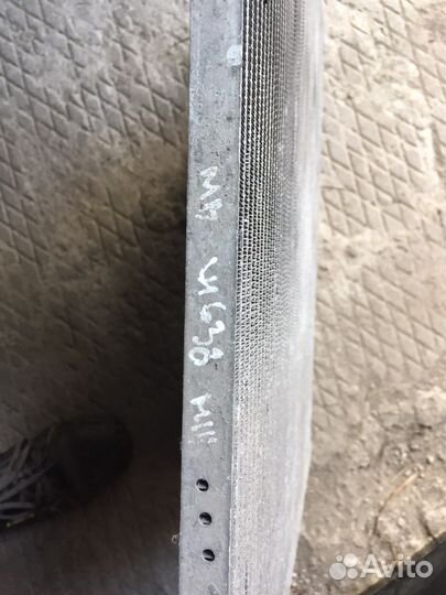 Радиатор кондиционера мерс W638