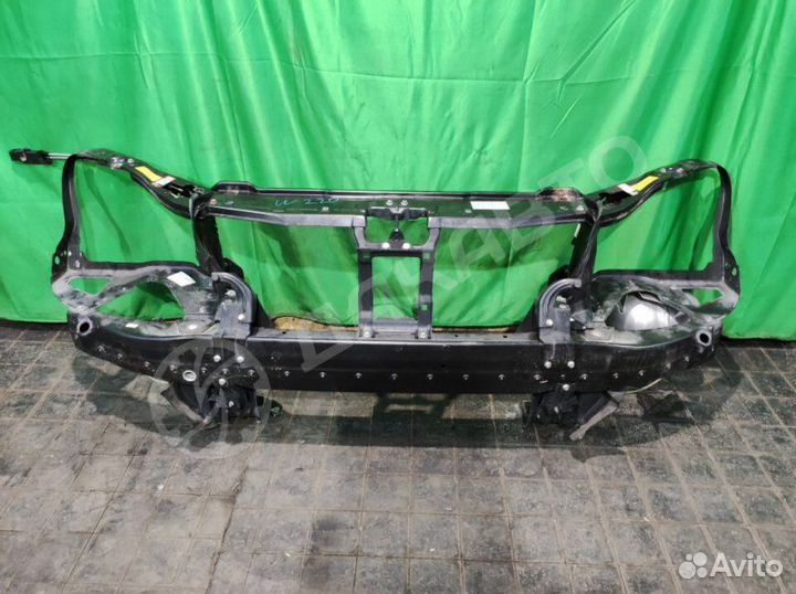 Панель (телевизор) передний Mercedes-Benz S W220