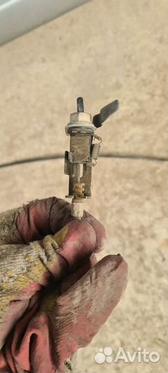 Трос открывания багажника kia rio 1 dc