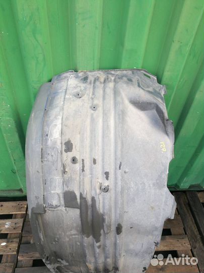 Подкрылок кабины зад. лев. Scania 5-Series 2005