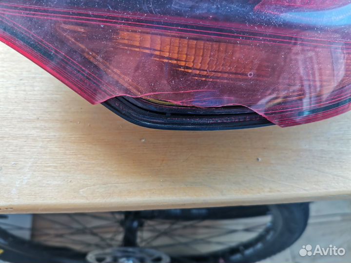 Фара задняя правая Astra J Hatch 5