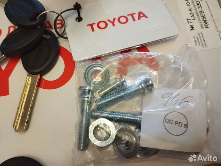 Противоугонный замок на АКПП Toyota RAV4 2012