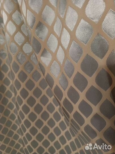 Шторы готовые новые 3*2,5