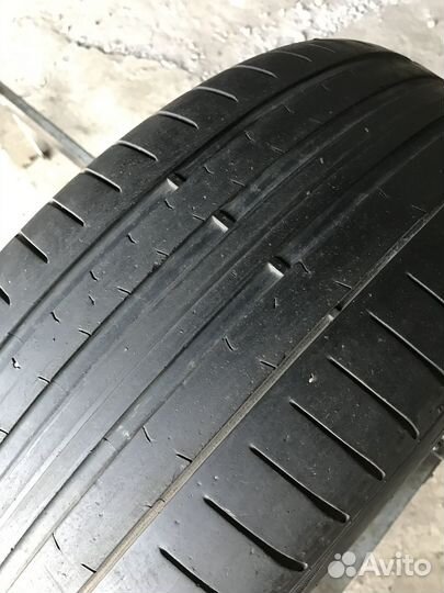 Pirelli P Zero PZ4 225/45 R19