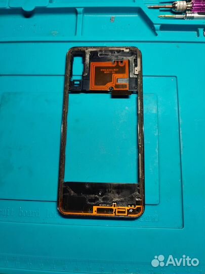 Samsung Galaxy A30S средняя часть и динамик