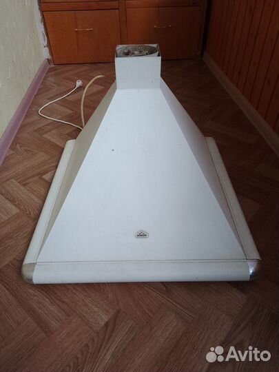 Вытяжка для кухни 60 см купольная