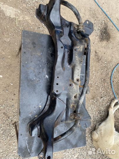 Подрамник mitsubishi lancer 9