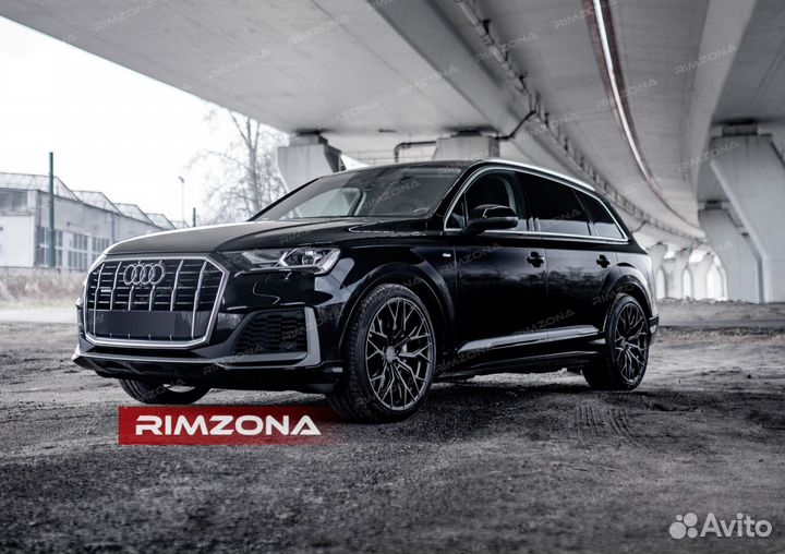 Кованые диски R22 на Audi Q8