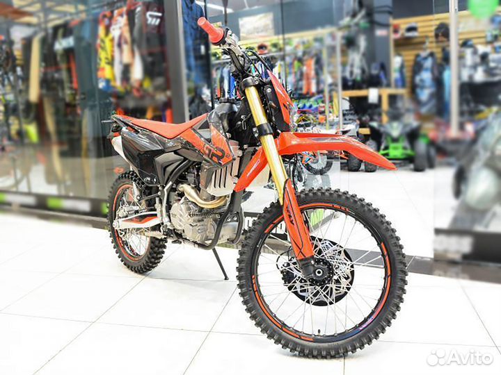 Мотоцикл GR2 300 PRO (вод. охл. ZS174MN) 21/18