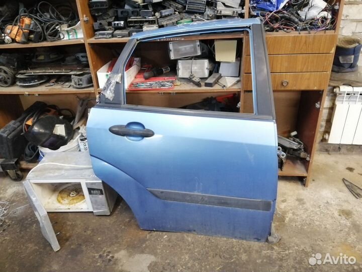 Дверь задняя правая Ford Focus 1