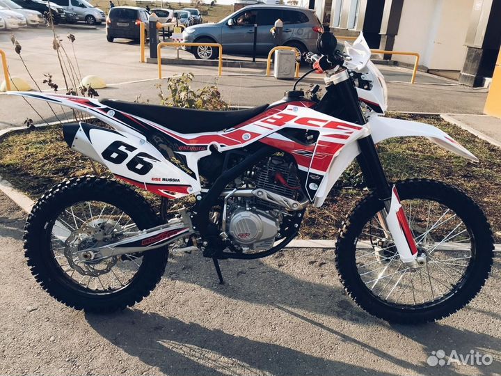 Мотоцикл BSE Z5 4.0 Enduro