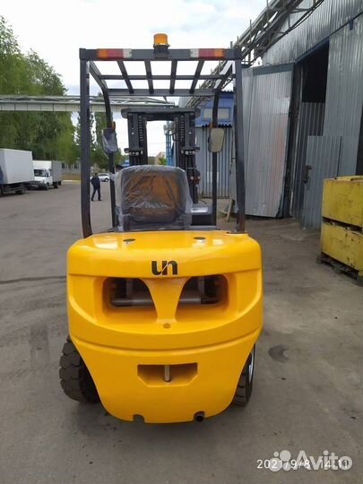 Вилочный погрузчик UN Forklifts FD35T, 2023