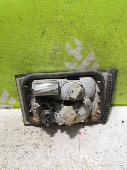 Фонарь задний внутренний левый бмв Е34