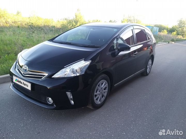 Toyota Prius Alpha 1.8 CVT, 2014, 226 000 км