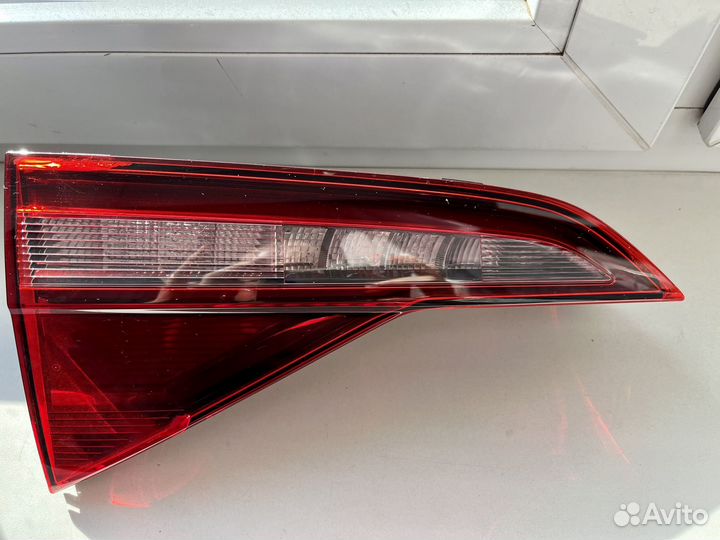 Задние фонари Jetta 7