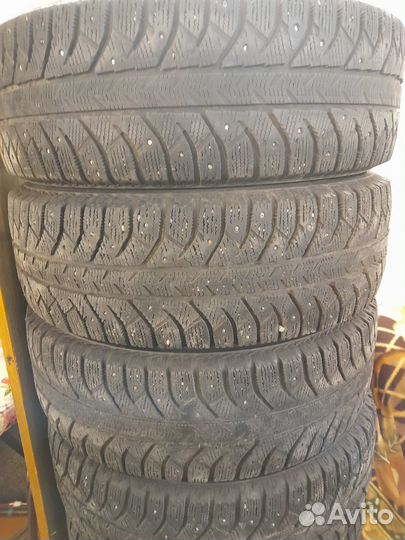Bridgestone Ice Cruiser 7000 195/65 R15