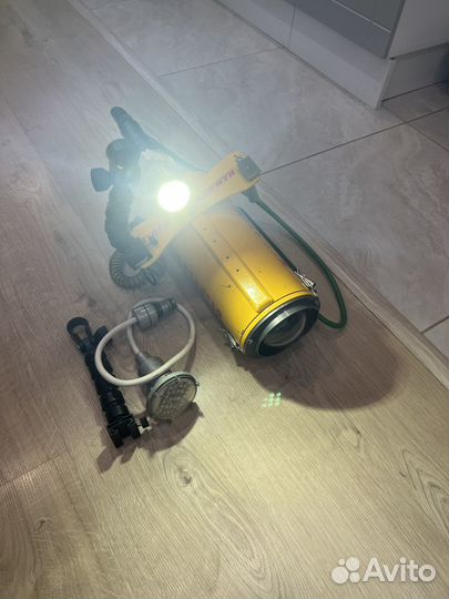 Бокс для подводной видео съемки с камерой