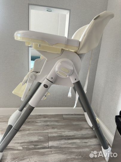 Столик для кормления