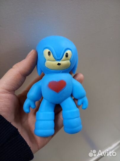 Игрушка - тянучка Соник