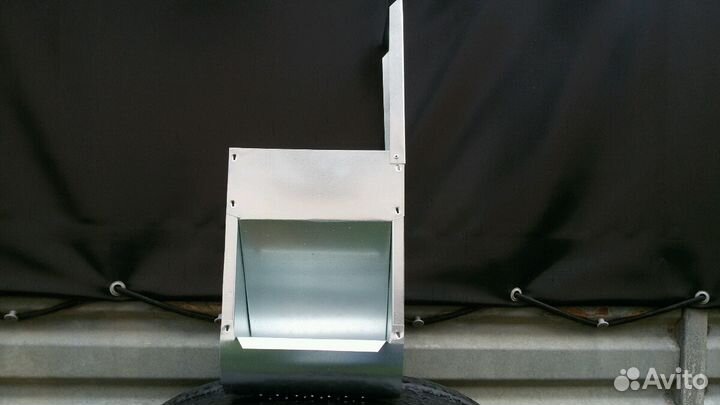 Бункерная кормушка для кролика