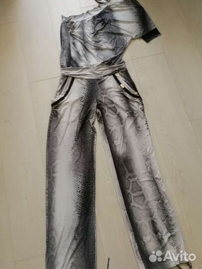 Брючный женский комбинезон