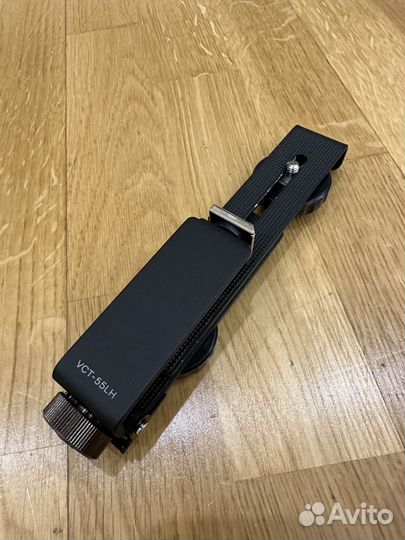 Крепление холодный башмак Sony VCT-55LH