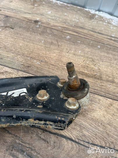 Рычаг передний правый Chery Bonus 3 3 1.5 2014