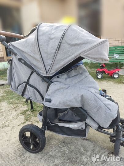 Прогулочная коляска для двойни Baby Monsters