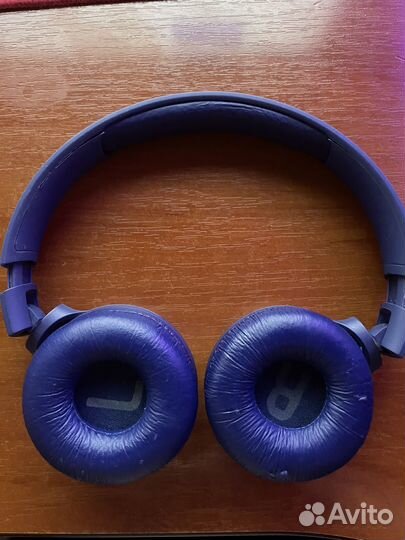 Беспроводные наушники jbl tune 560bt