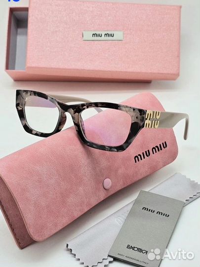 Очки имиджевые miu miu