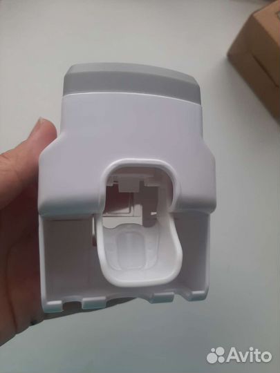 Диспенсер дозатор для зубной пасты