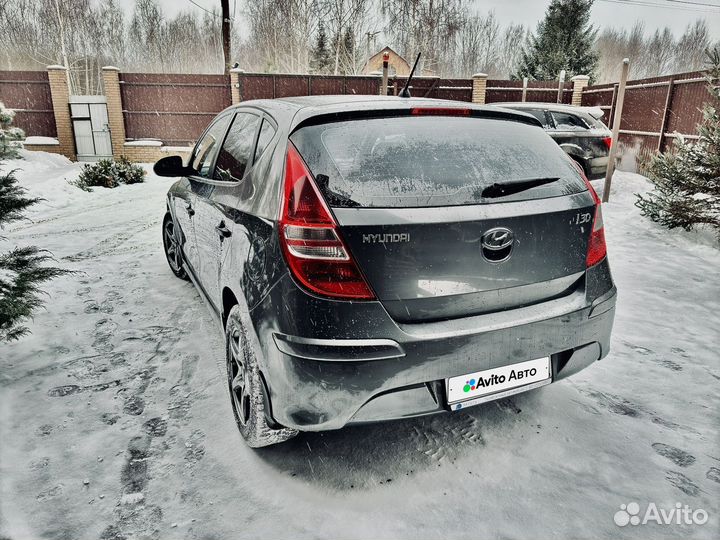 Hyundai i30 1.6 МТ, 2010, 200 000 км