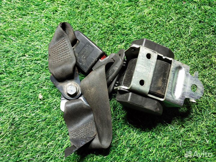 Ремень безопасности Renault Logan