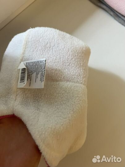 Шапка на девочку новая Lassie