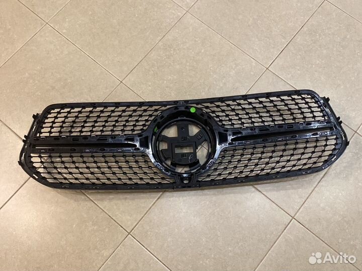 Новая решётка радиатора Mercedes-Benz GLE V167