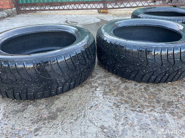 Bridgestone Blizzak Spike-02 SUV 255/55 R19 111T