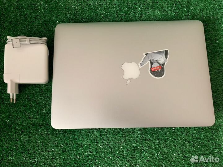 Macbook pro retina 13 2014 i5/8gb/128gb