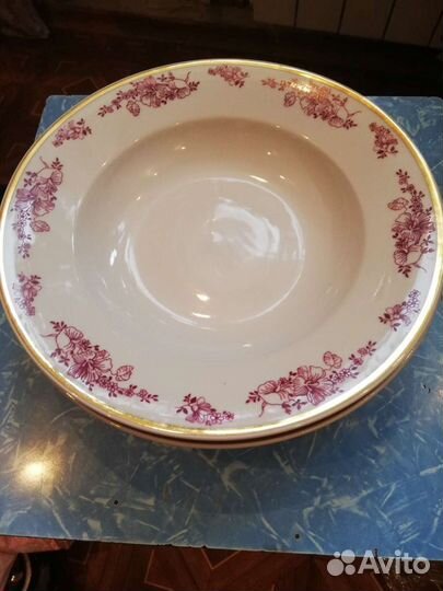 Тарелка суповая Чехословакия, 22,5см