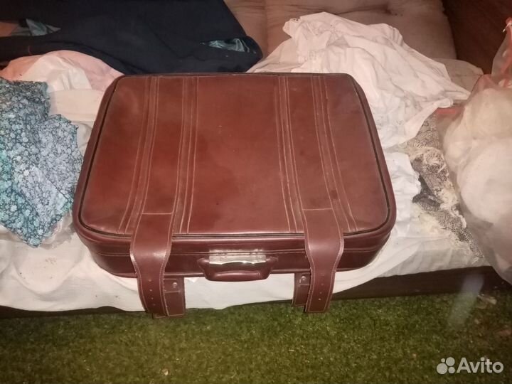 Чемодан б/у советский