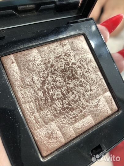 Хайлайтер Bobbi Brown