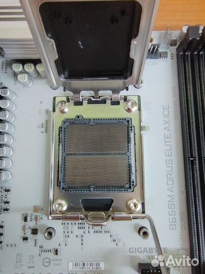 Материнская плата gigabyte B650M aorus elite AX IC