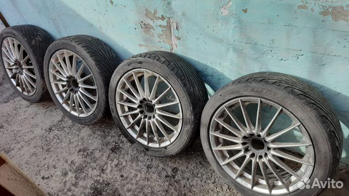 Колеса В сборе 215/45 R17