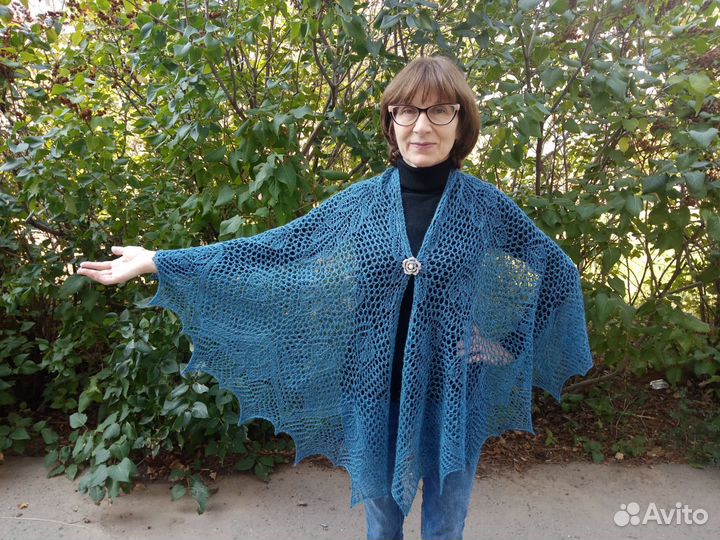 Шаль вязаная