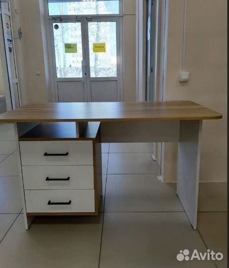 Стол компьютерный Лайт