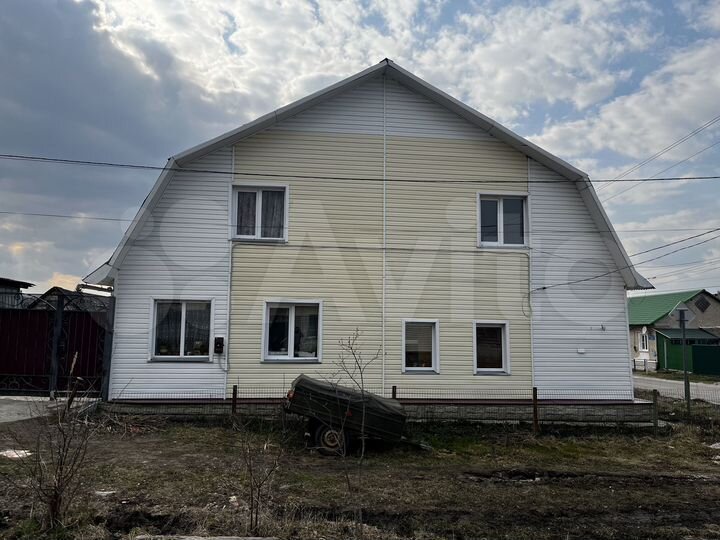 Дом 161,1 м² на участке 6 сот.