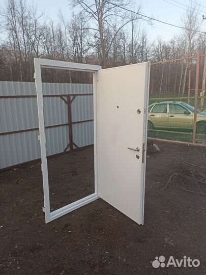 Двери входные бу