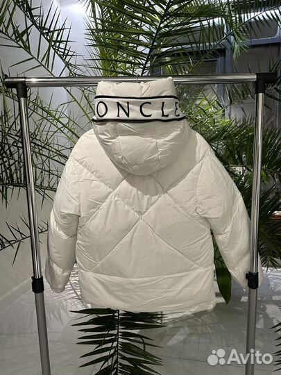 Пуховик moncler Estom