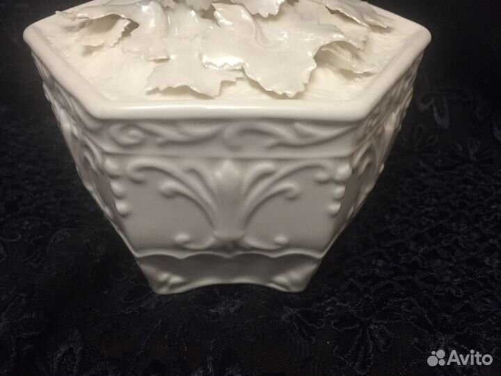 Фигурка статуэтка фарфор павон музыкальная