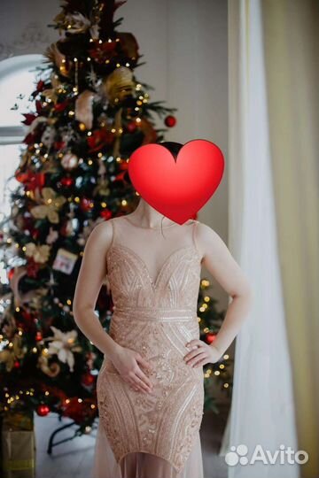 Вечернее платье