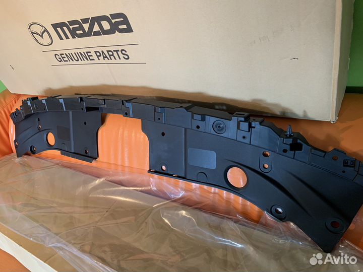 Накладка передней панели mazda CX5 KF